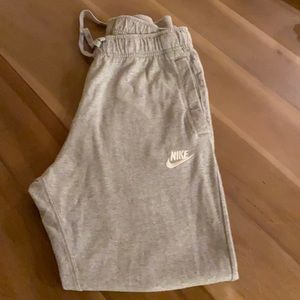 Men’s Nike Joggrrs size small